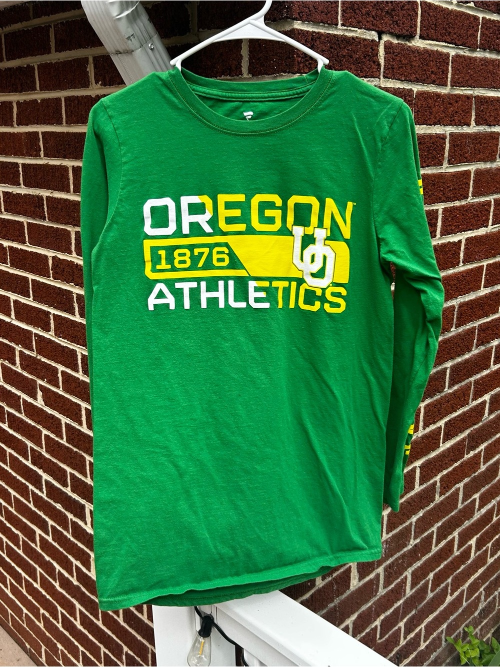 Fanatics Oregon Athletics Green Long Sleeve Tee with Yellow & White Graphics